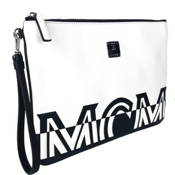 MCM Medium Pouch - Picture 4 of 6